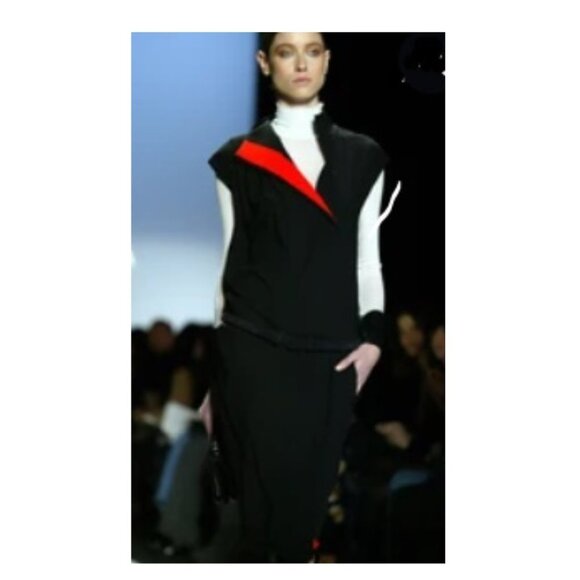 BCBG MAX AZRIA RUNWAY BLACK DRESS NWT - SZ 4 - Picture 2 of 11
